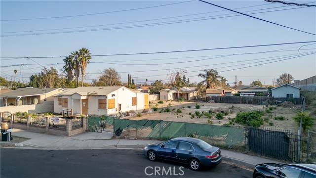 Property photo of 13722 Pierce ST