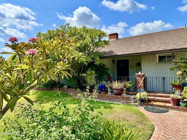 Property photo of 707 Irving DR