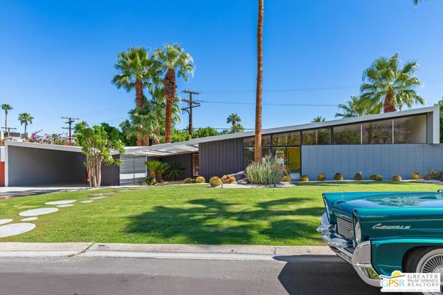 Property photo of 1932 S Navajo DR