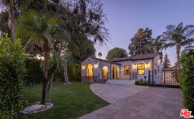 Property photo of 11019 Hortense ST