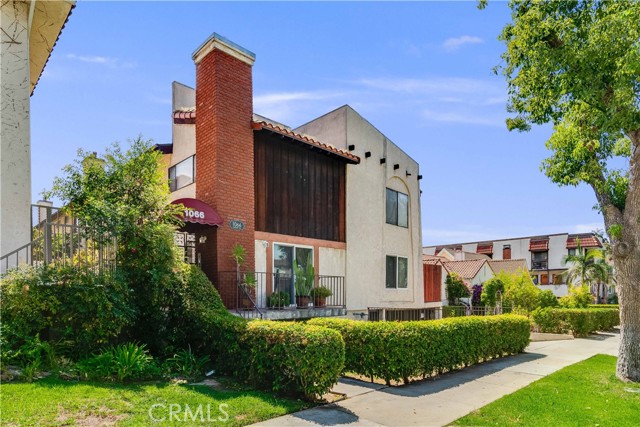 Property photo of 1066 Thompson AV
