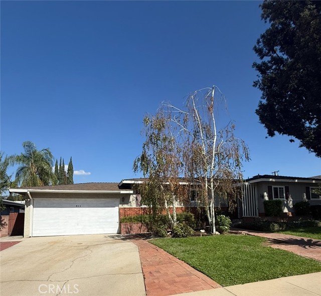 Property photo of 805 Nottingham DR