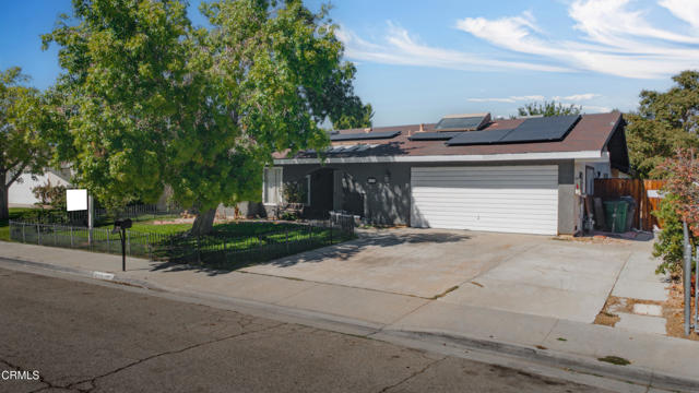 Photo of 855 Lightcap St