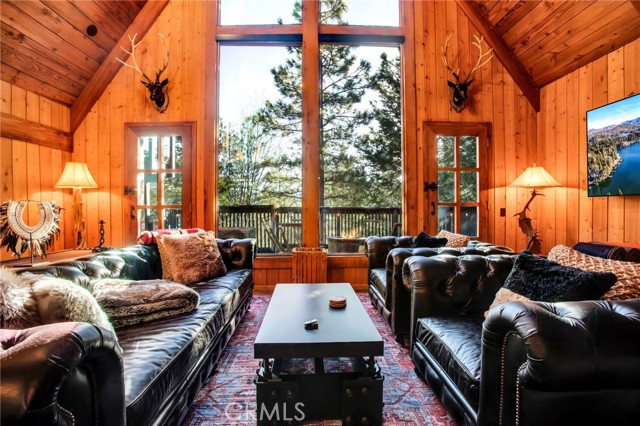 Property photo of 27325 Pinewood DR