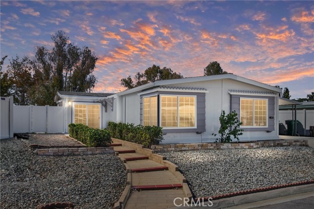 Property photo of 10435 Frontier