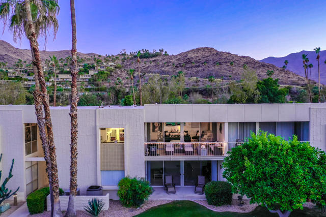 Property photo of 451 Desert Lakes DR
