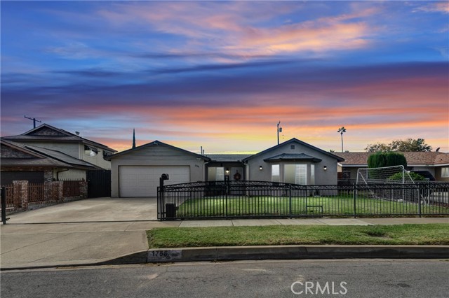 Property photo of 1756 Plaza Serena
