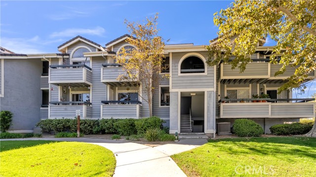 Property photo of 26971 Flo Ln,