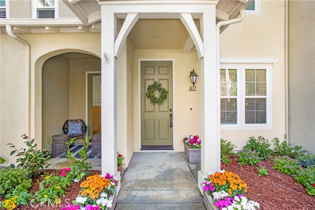 Property photo of 107 Orange Blossom CR