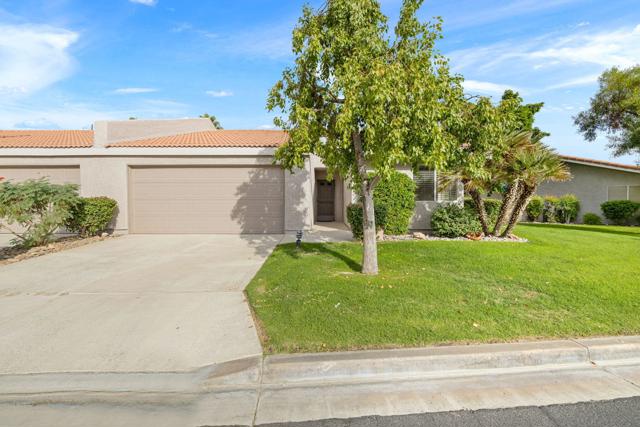 Property photo of 79397 Horizon Palms CR