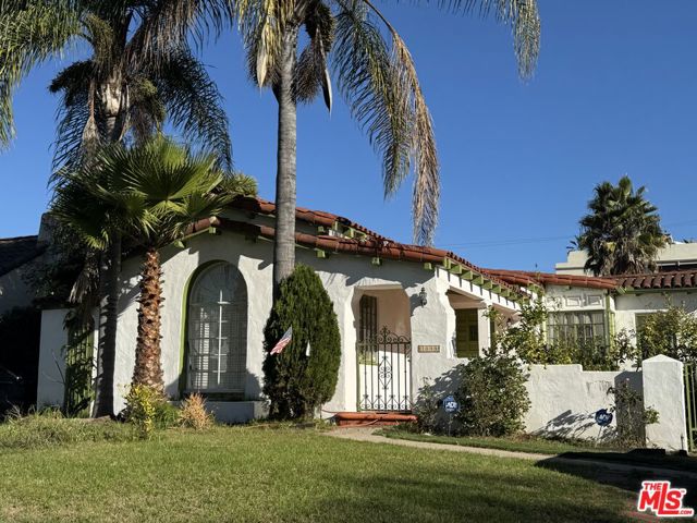 Property photo of 1544 S Point View ST