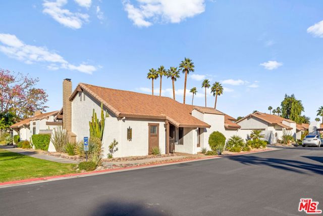 Photo of 2480 S Linden Wy