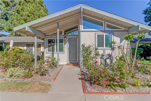 Property photo of 430 Ave Sevilla