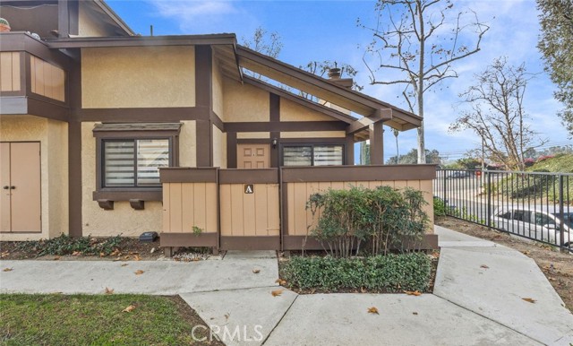 Property photo of 21700 Laurelrim