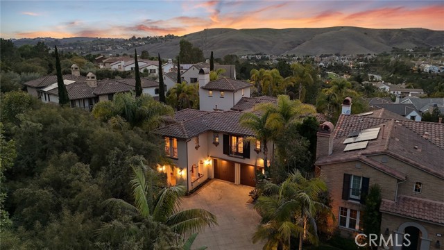 Property photo of 33 Basilica