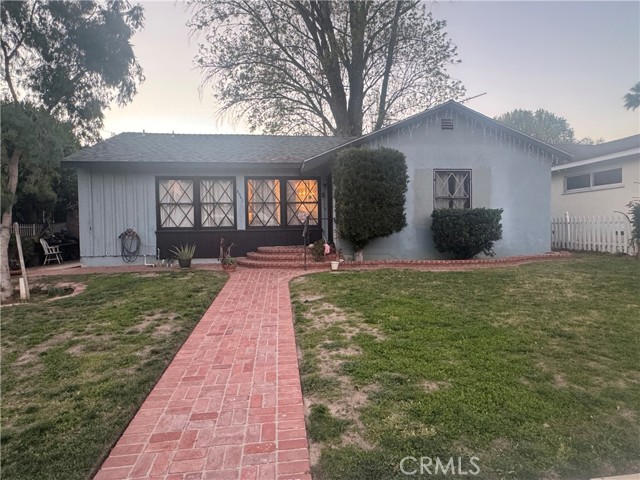 Property photo of 8541 Lindley