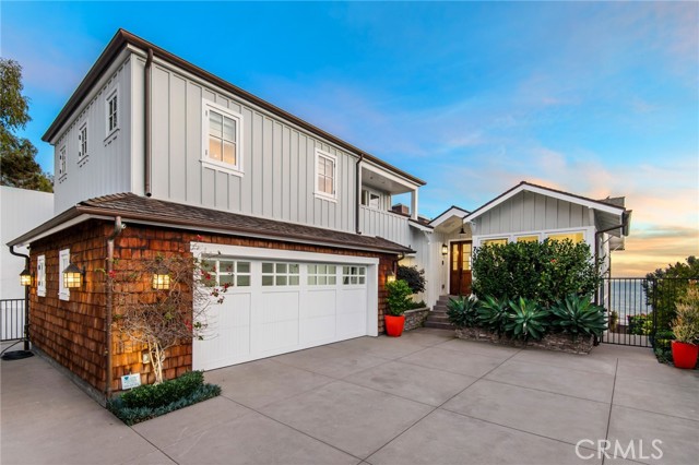 Property photo of 738 Cliff Drive