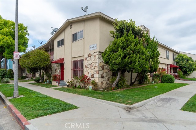 Property photo of 901 Linden AV