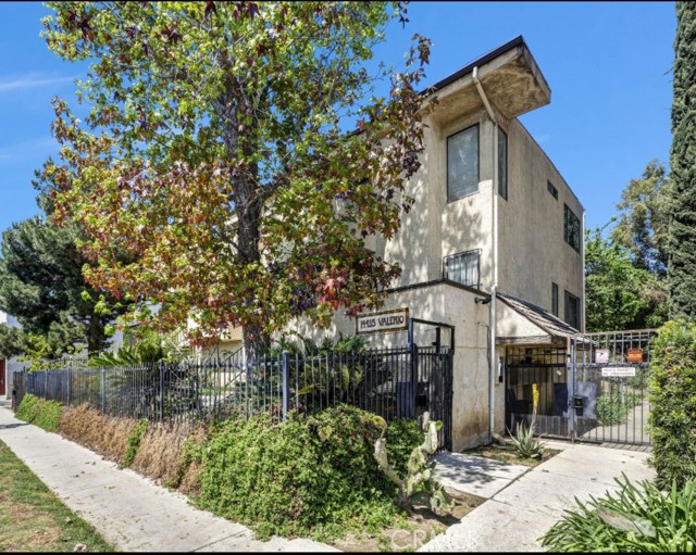 Property photo of 14435 Valerio ST