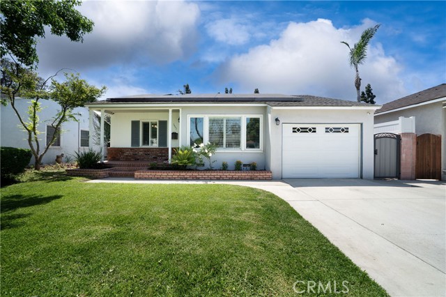 Property photo of 5407 Pimenta AV