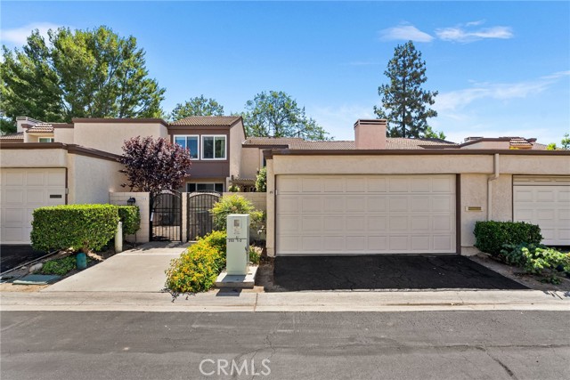 Property photo of 253 S Vista Del Monte