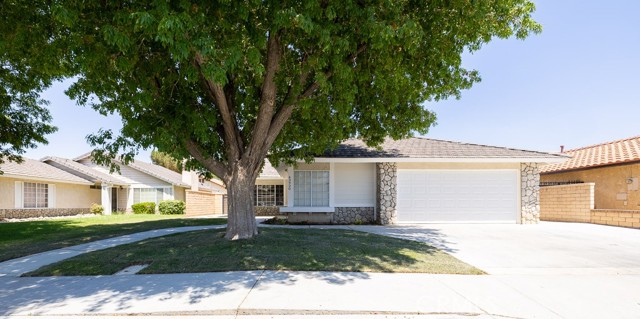 Property photo of 43920 Delgado CT