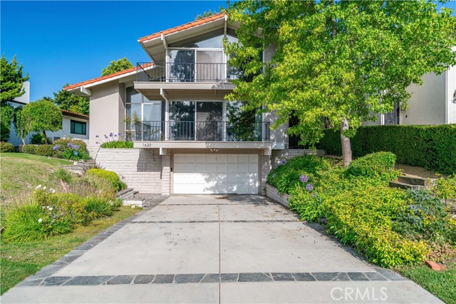 Property photo of 1620 Granvia Altamira