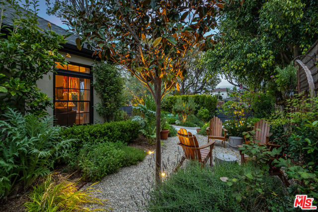 Property photo of 13109 Valley Vista BL