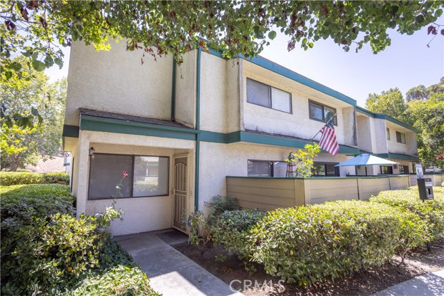 Property photo of 23524 Newhall AV