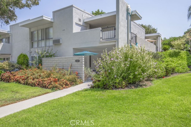 Property photo of 2328 Via Mariposa