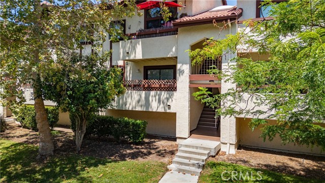 Property photo of 18143 Sundowner WY