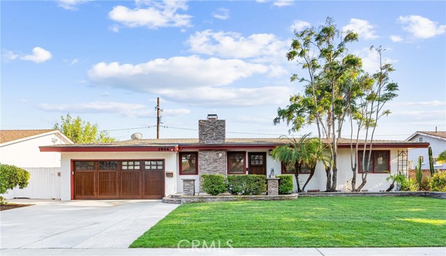 Property photo of 1944 W Lullaby LN