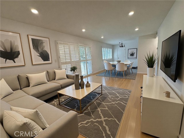 Property photo of 6702 Hillpark DR