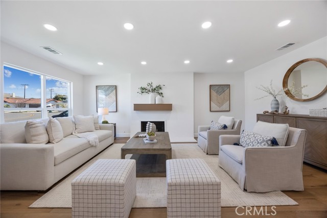 Property photo of 6432 Myrtle DR