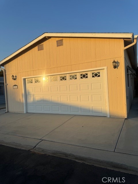 Property photo of 1228 Yellowood DR