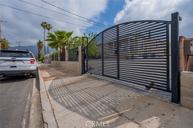 Property photo of 10404 Jardine AV