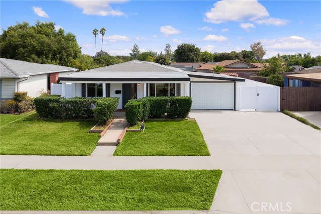 Property photo of 3448 Ardilla AV