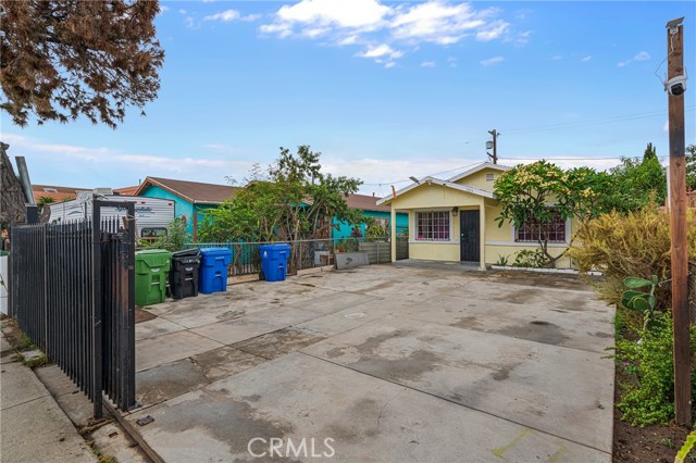 Property photo of 11513 S San Pedro