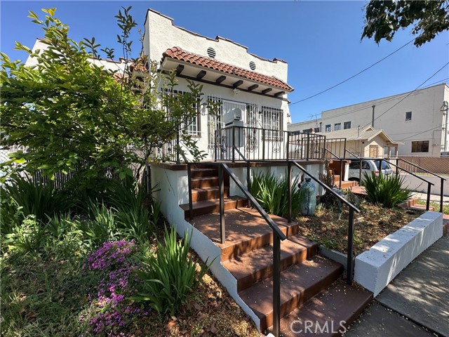 Property photo of 1528 N Alexandria