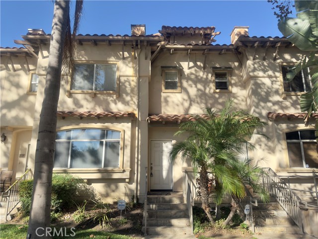 Photo of 3003 W Riverside Dr