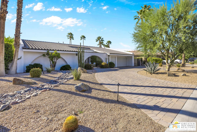 Property photo of 42755 Baracoa DR