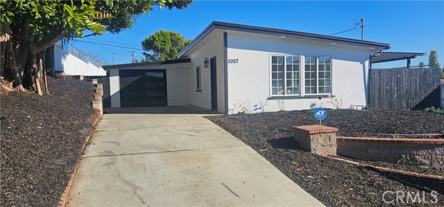 Property photo of 5267 Doris