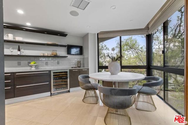 Property photo of 300 N Swall DR