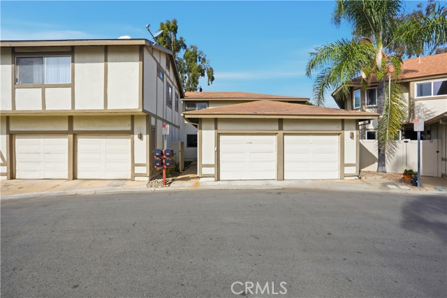 Property photo of 952 Pinyon CT