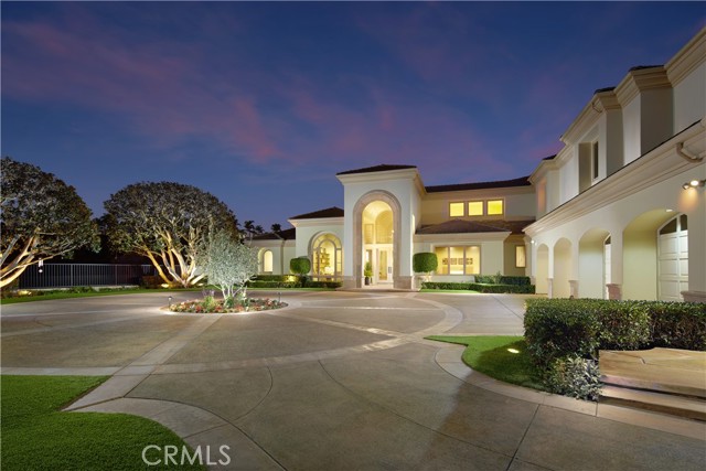 Photo of 1 Elk Grove Ln