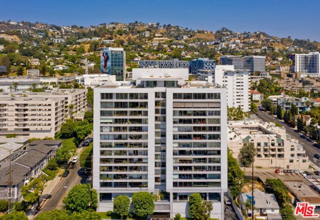 Property photo of 1100 Alta Loma RD