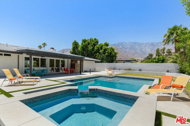 Property photo of 522 W Santa Catalina RD