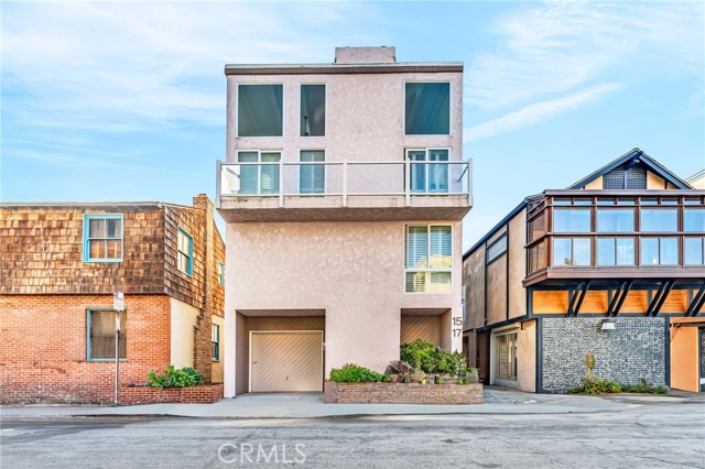 Property photo of 15 69th PL