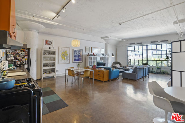 Property photo of 1855 Industrial ST