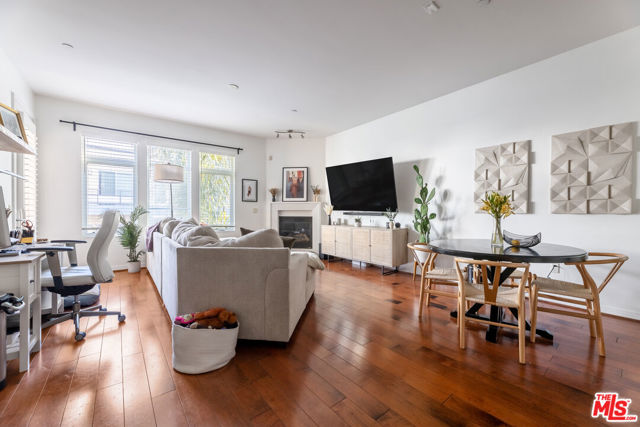 Property photo of 4050 Glencoe AV